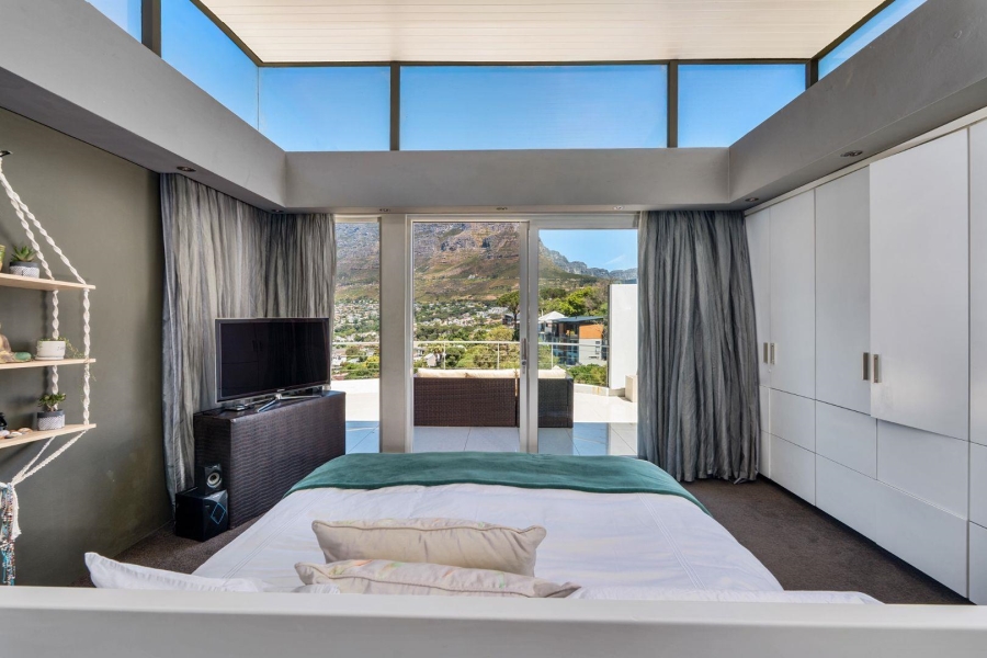 4 Bedroom Property for Sale in Tamboerskloof Western Cape